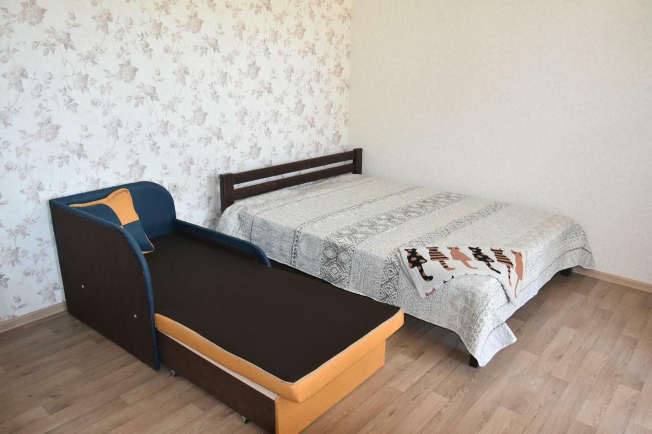 Три Кошки Hotell Tsjornomorsk Eksteriør bilde